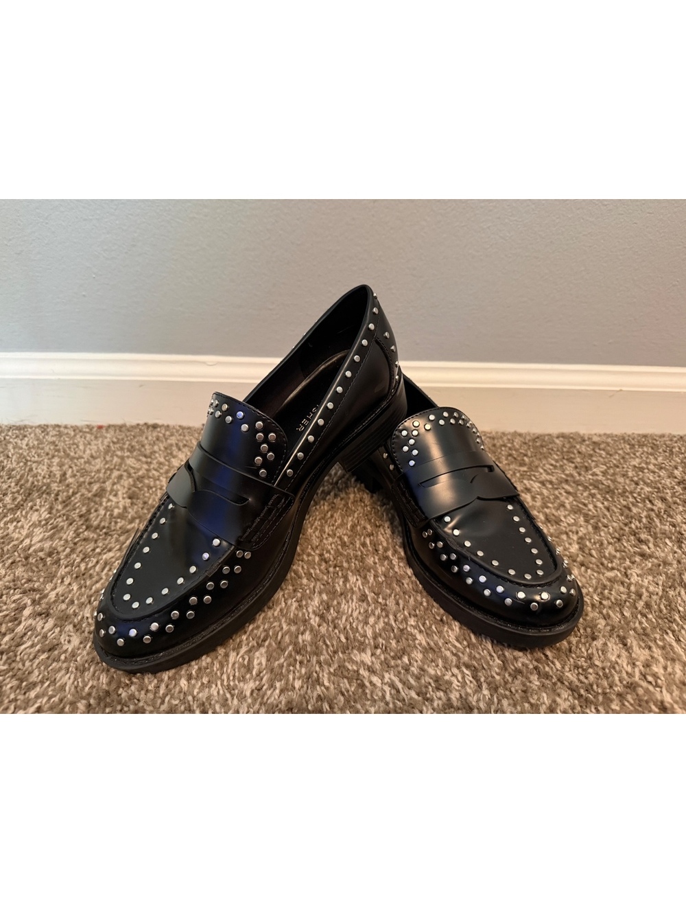 Marc Fisher YOLO Embellished Loafer Women’s 6.5